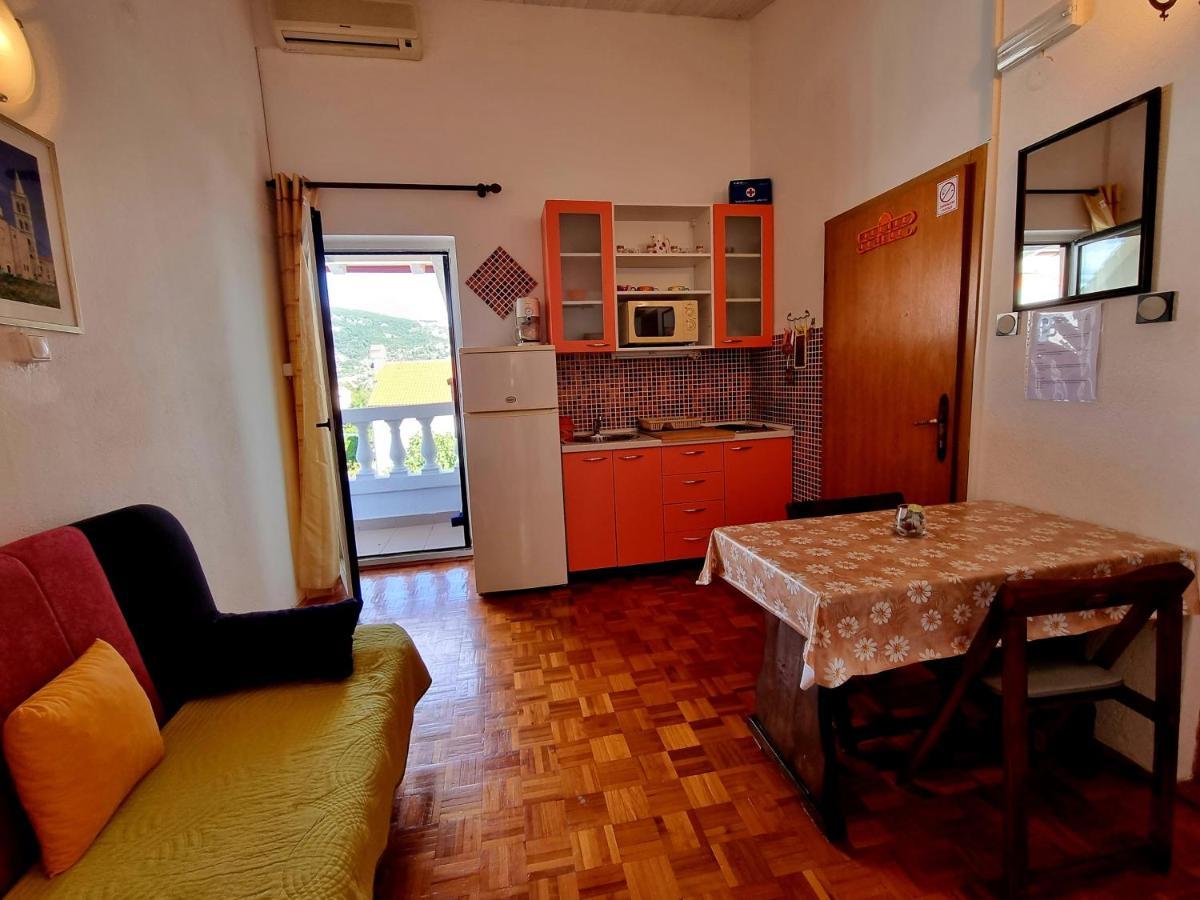 Ara-Talan Apartment Baska  Exterior photo
